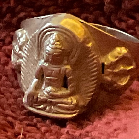 Silver Buddha Ring - Picture 4 of 9